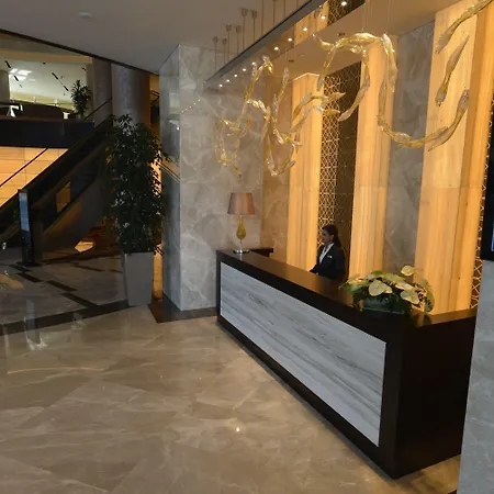 Wyndham Grand Europe Hotel 5*