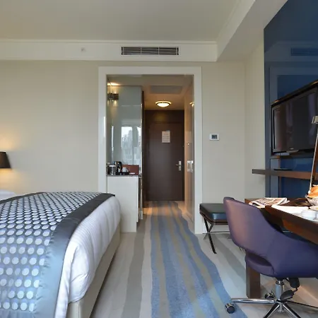 Wyndham Grand Europe ホテル