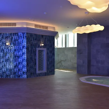 Wyndham Grand Europe ホテル