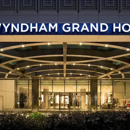 Wyndham Grand Europe Hotel 5*
