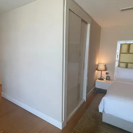 Wyndham Grand Europe Hotel