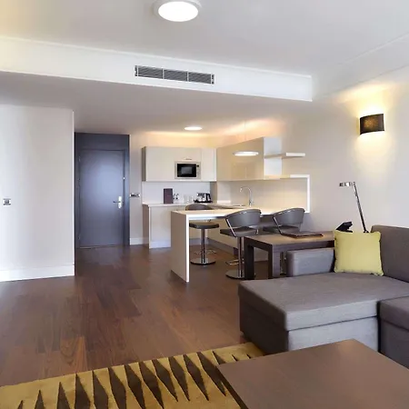 Отель Wyndham Grand Europe