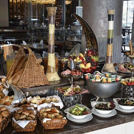 Отель Wyndham Grand Europe