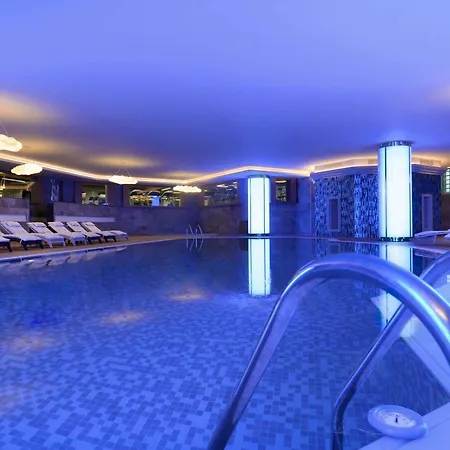 Отель Wyndham Grand Europe 5*